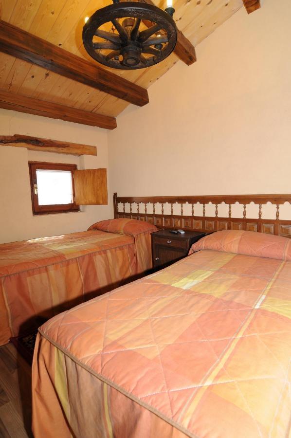 La Resbalina Casa Rural Cabeza del Caballo Luaran gambar